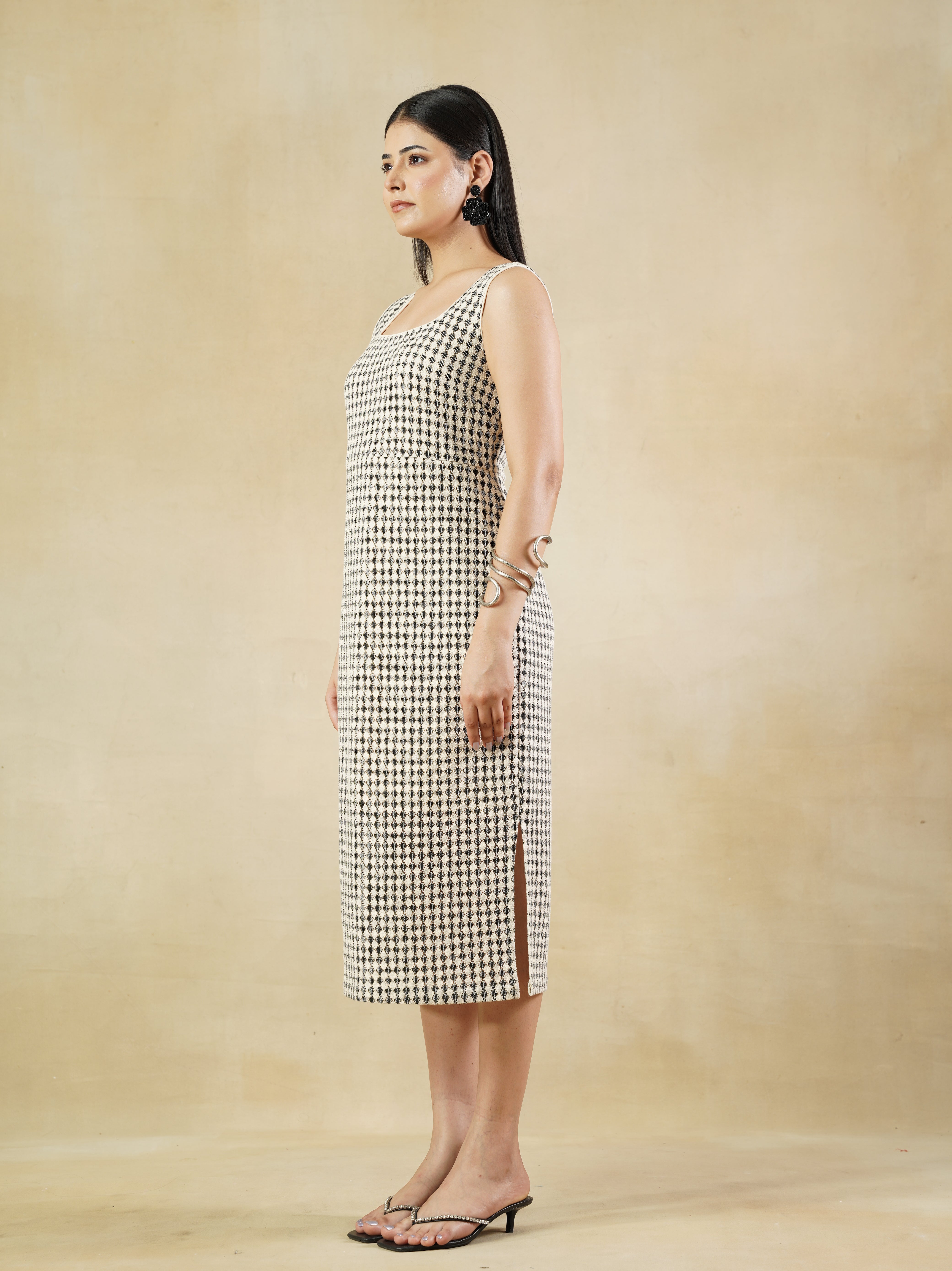 Beige Geometric Lace Fitted Midi Dress