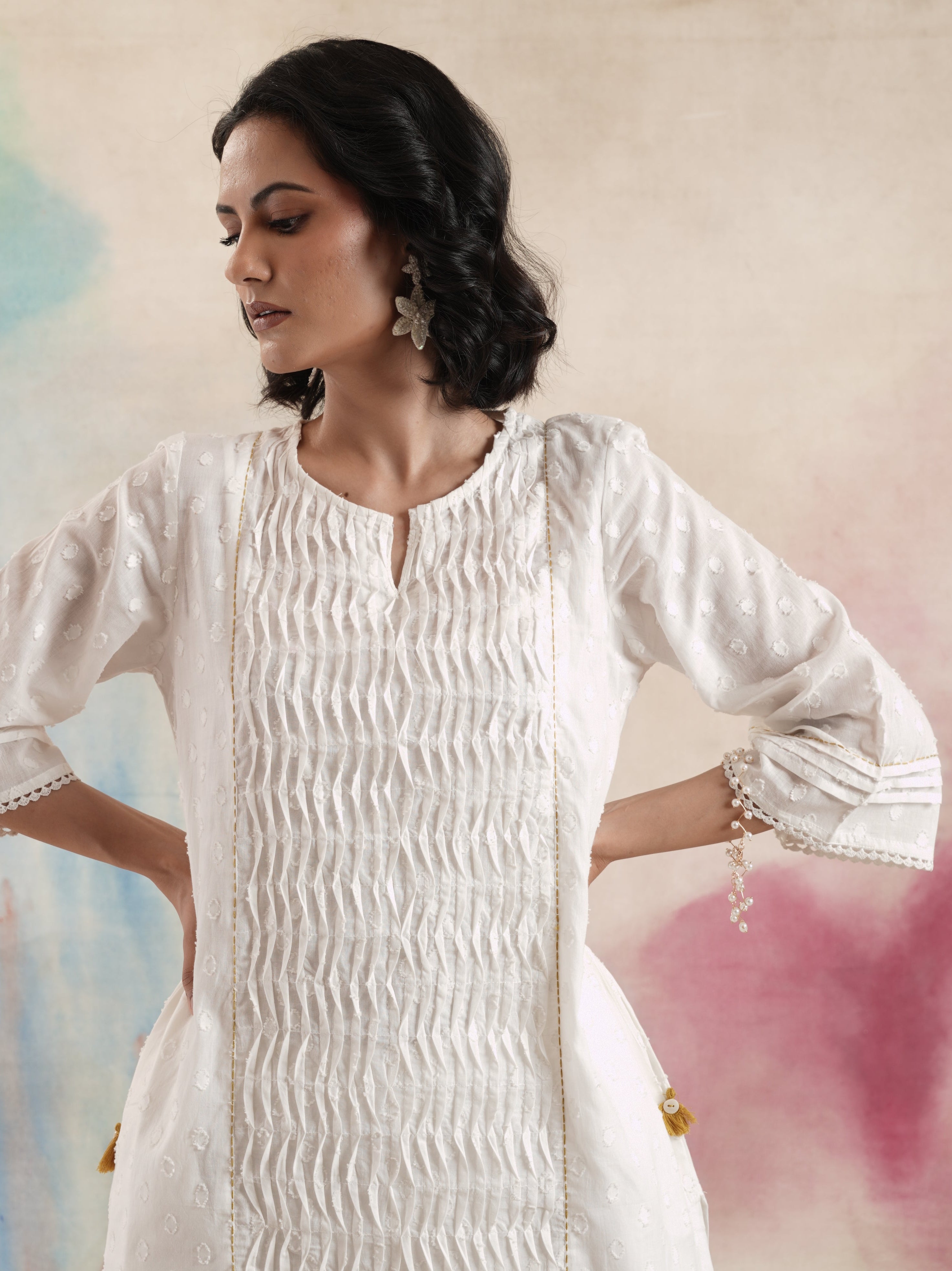 Women's Off White Ruching Kurta Set