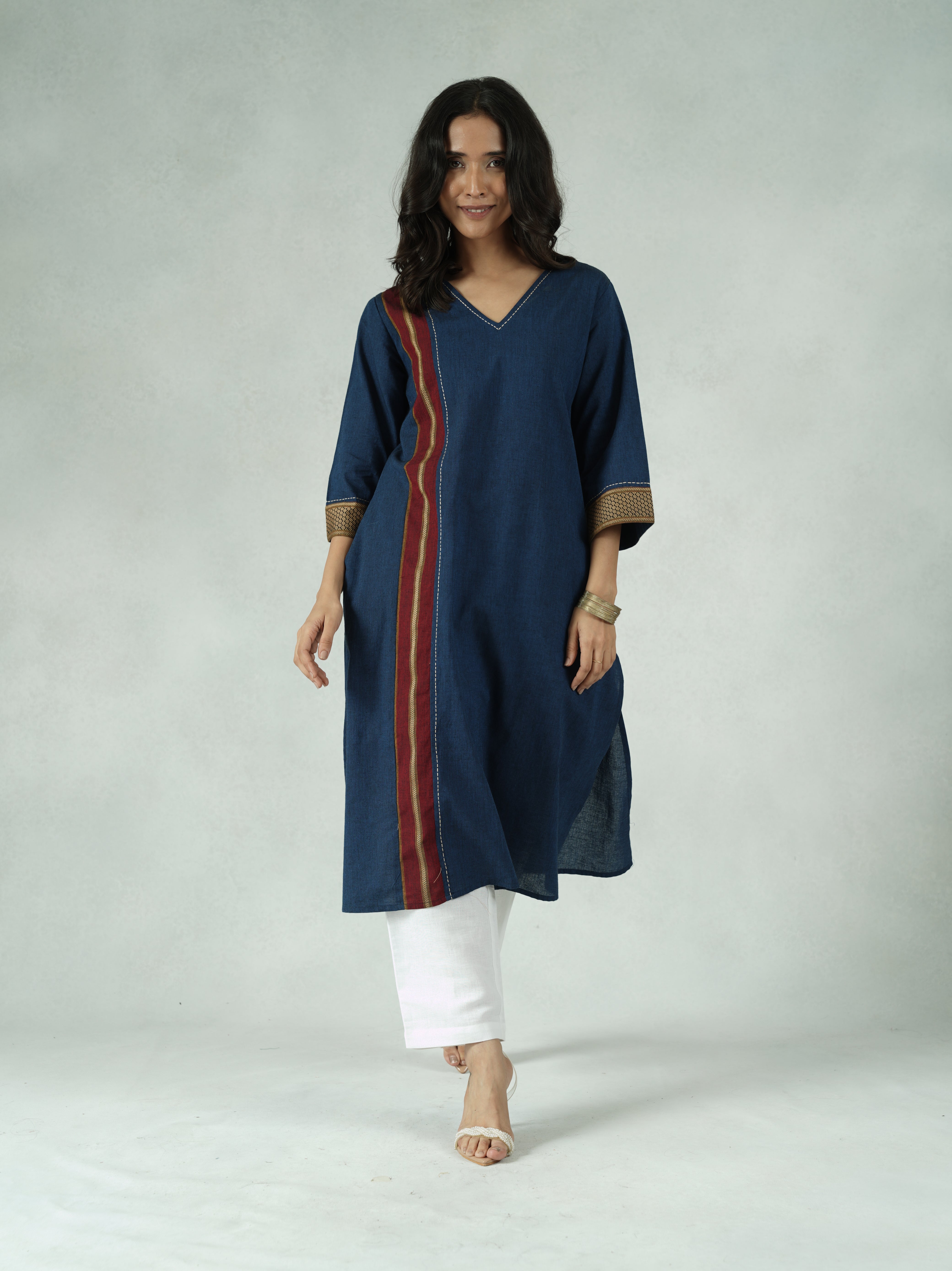 Women's Blue Colour Block Kurta
