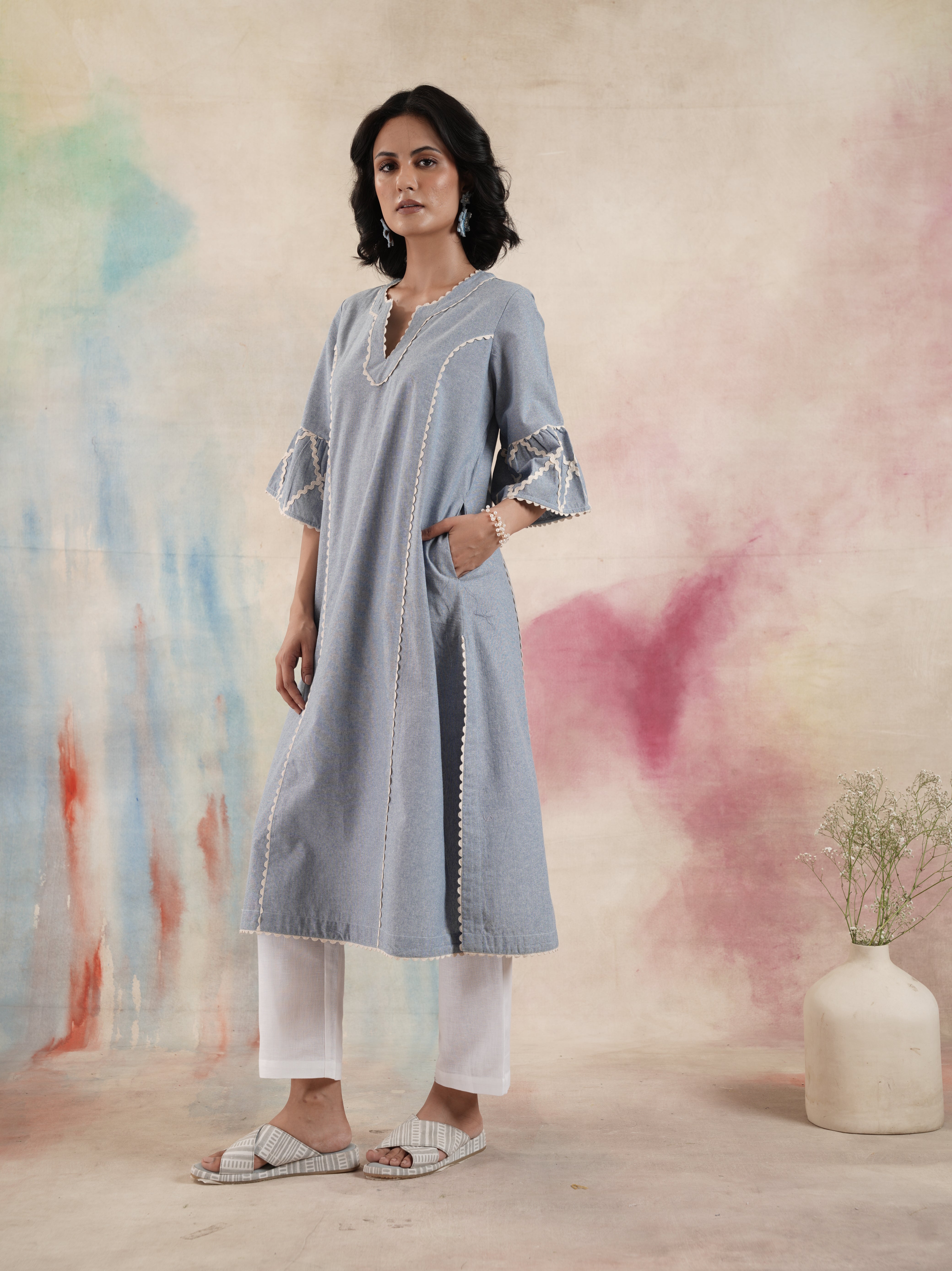 Women's Lace Detailed Chambray Kurta