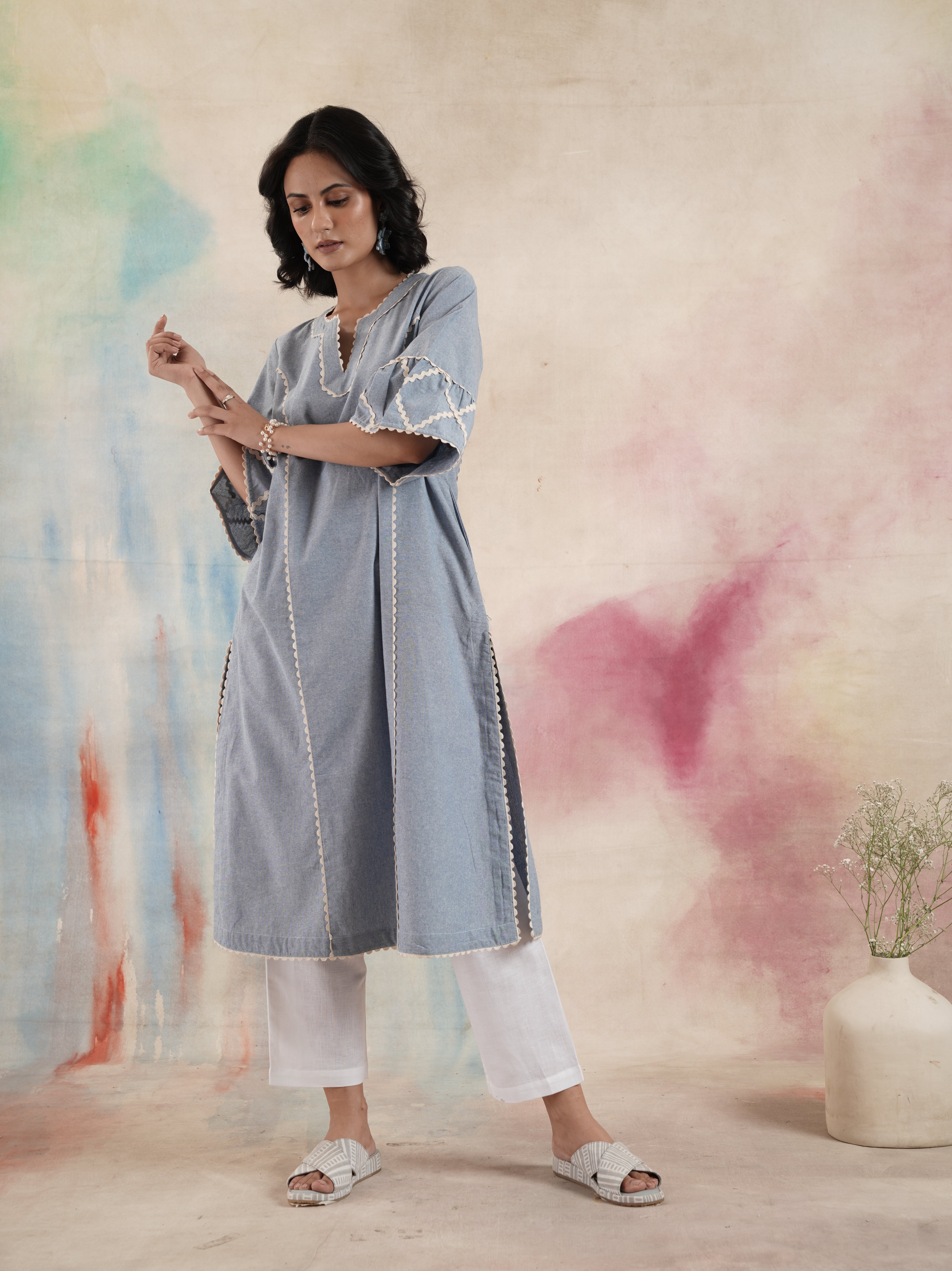 Women's Lace Detailed Chambray Kurta