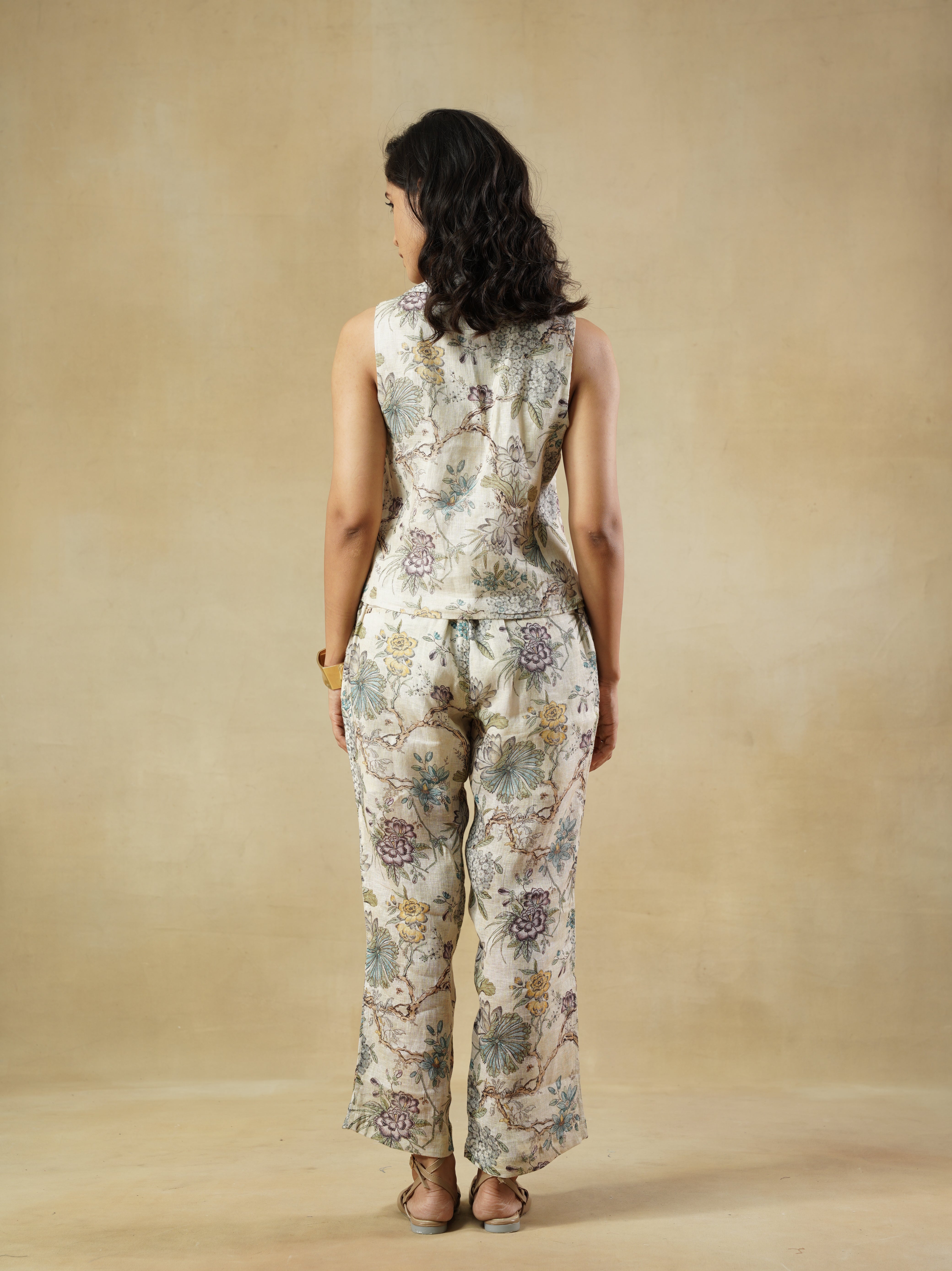 Multi color Floral Printed Linen Trouser