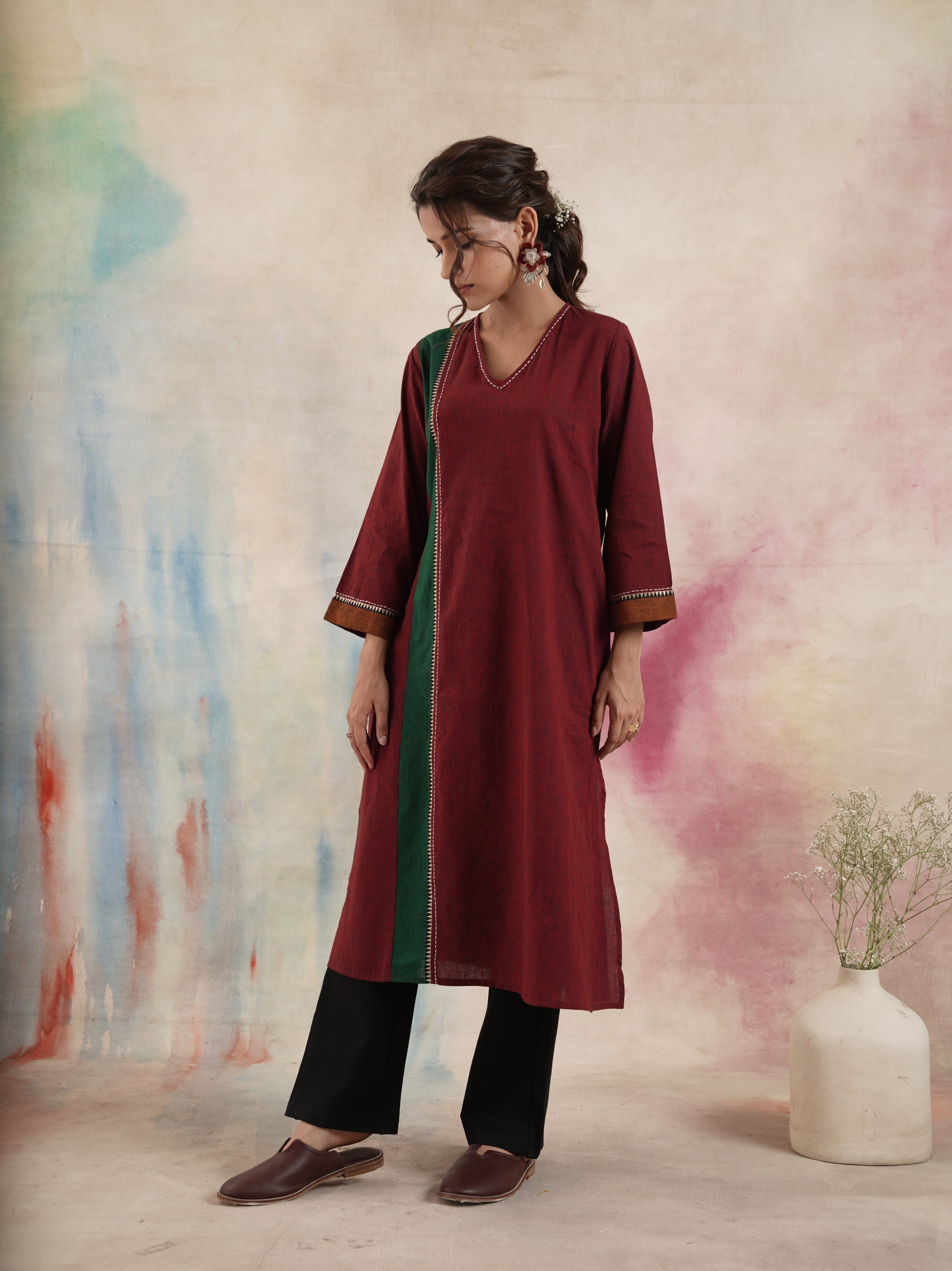 Women's Maroon Colour Block Kurta