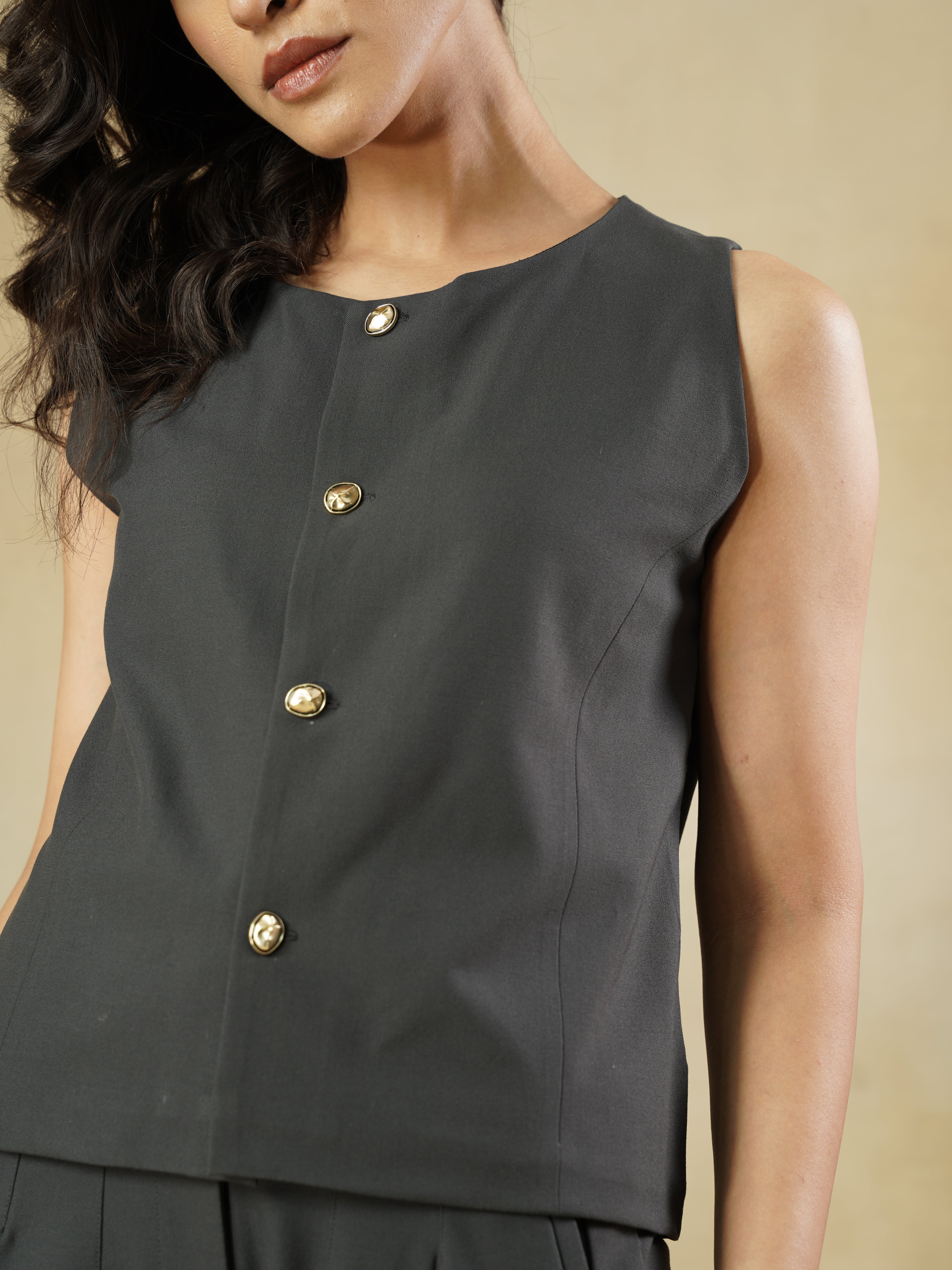 Grey Round Neck Waistcoat Top in Viscose Blend – Faith