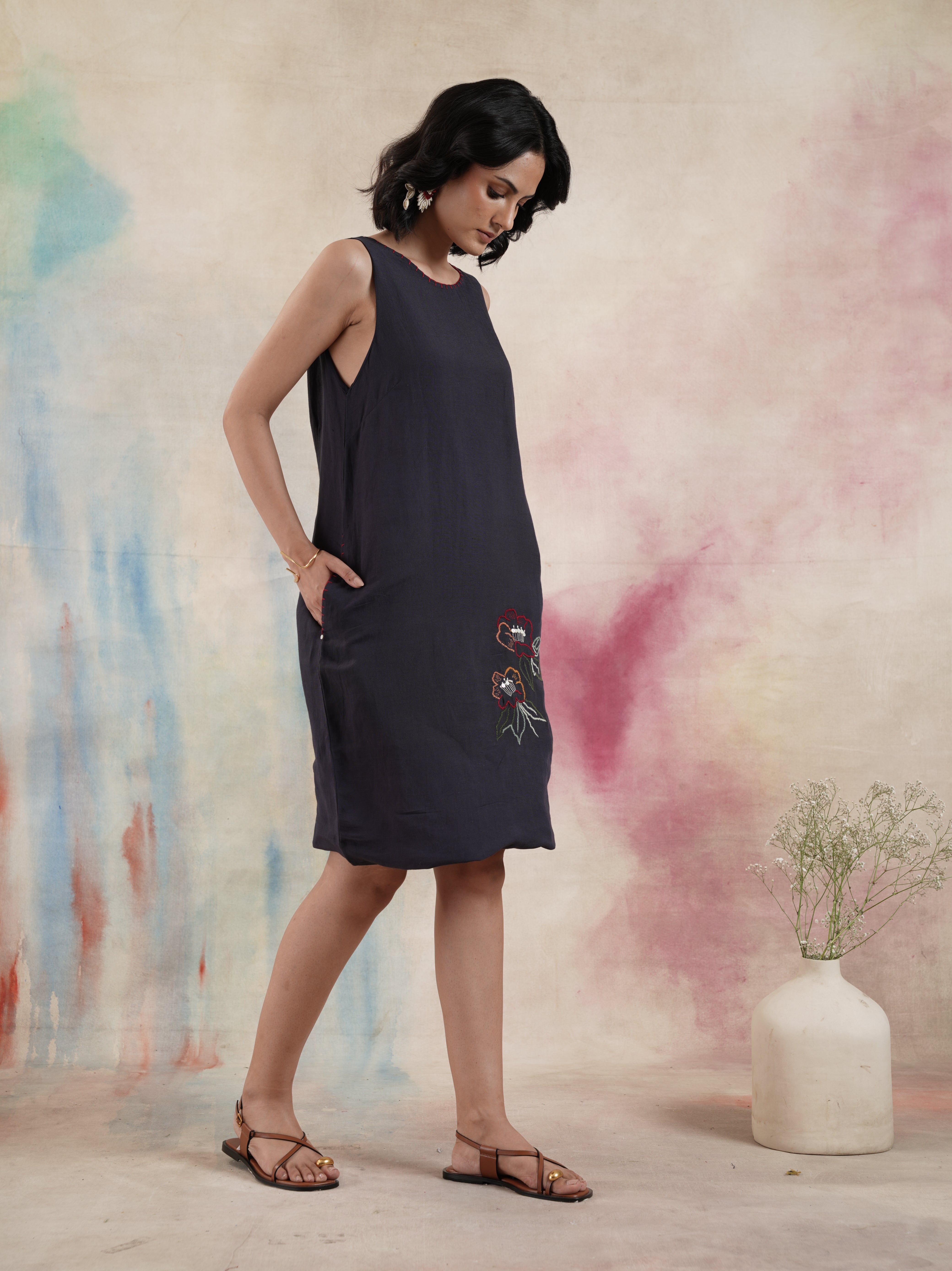 Women's Sleeveless Embroidered Cotton Linen Dress