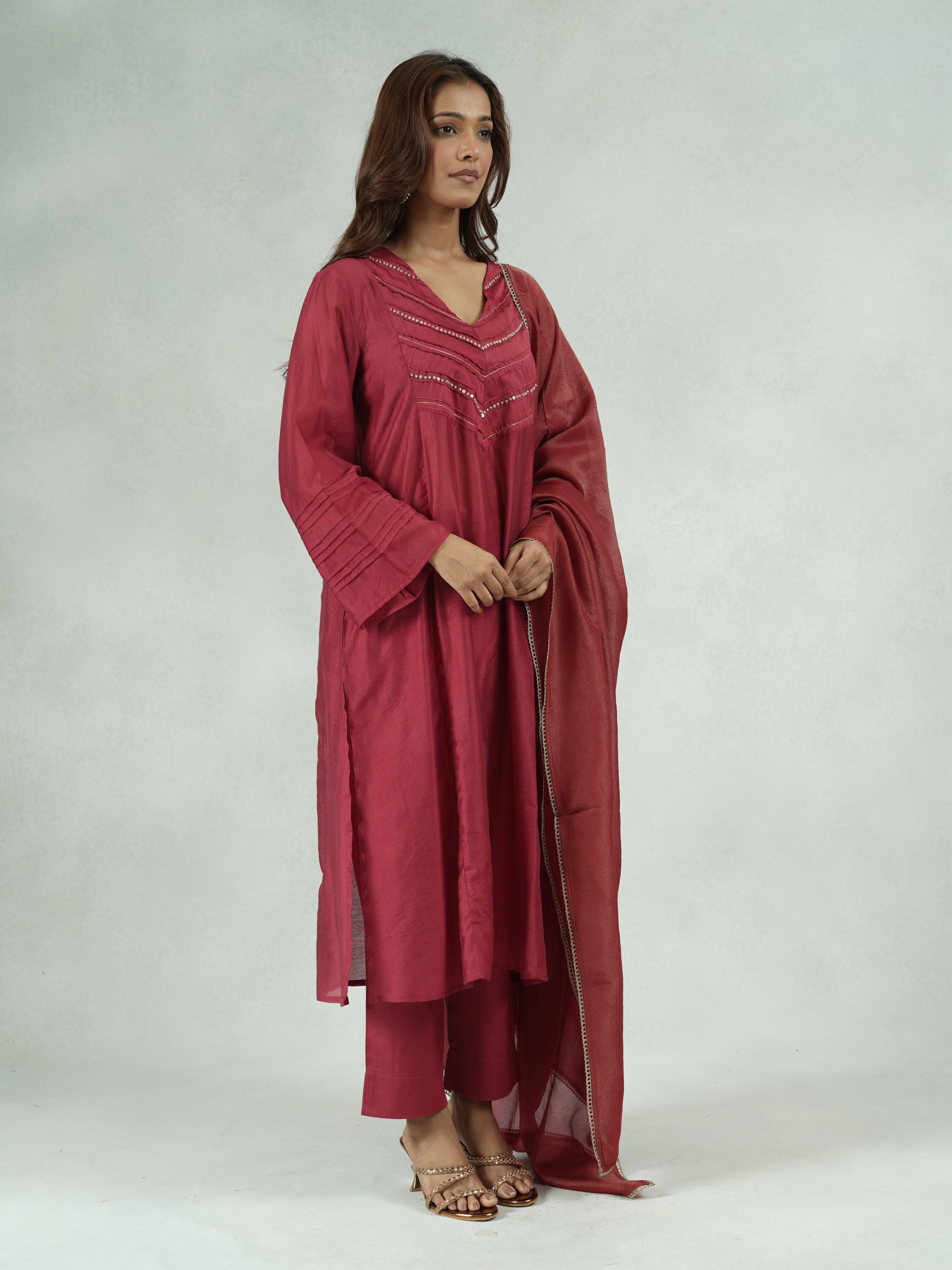 Embroidered V-Neck Kurta Set with Dupatta – Jyoti