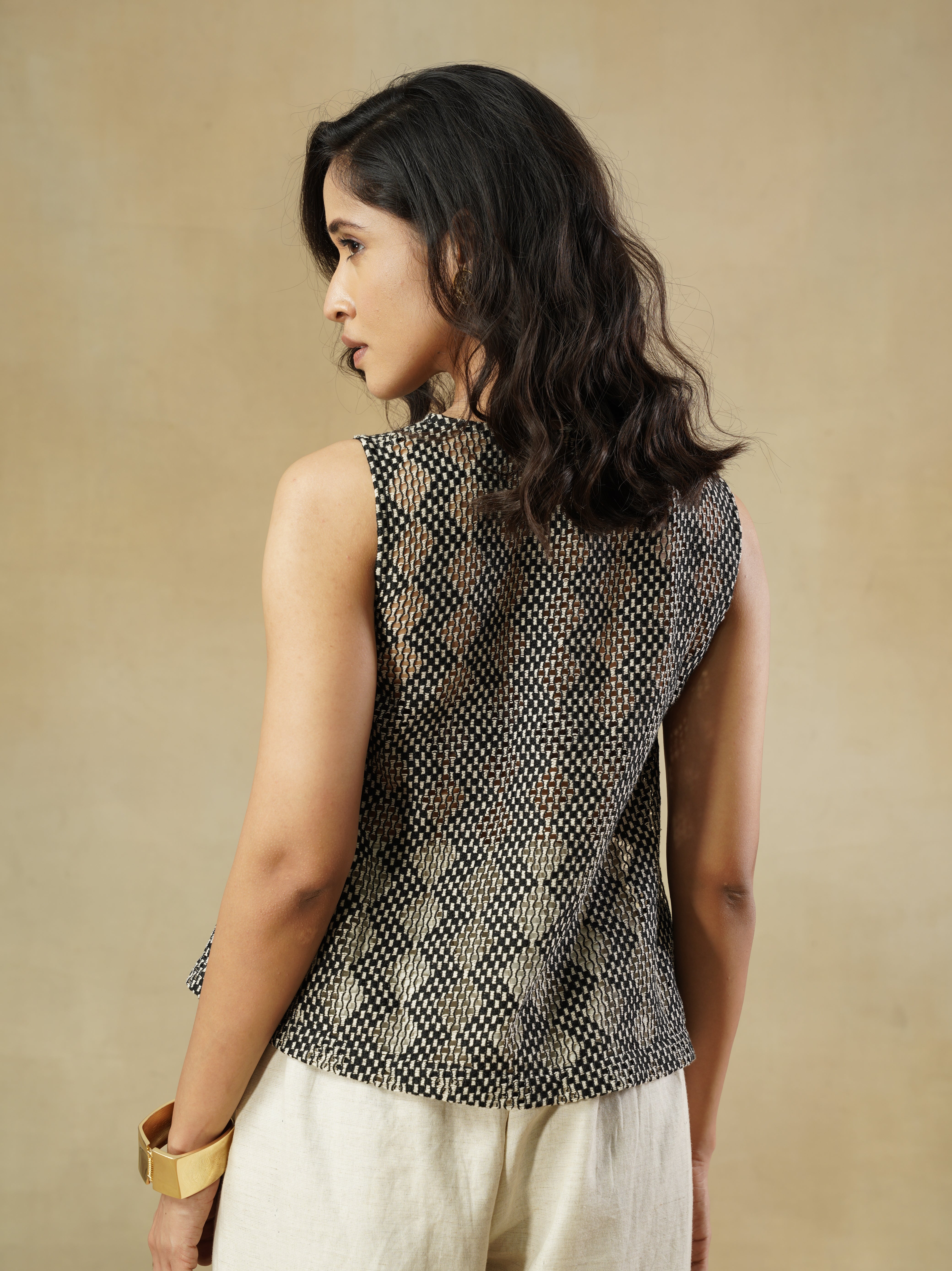 Black Patterned Lace Sleeveless Top