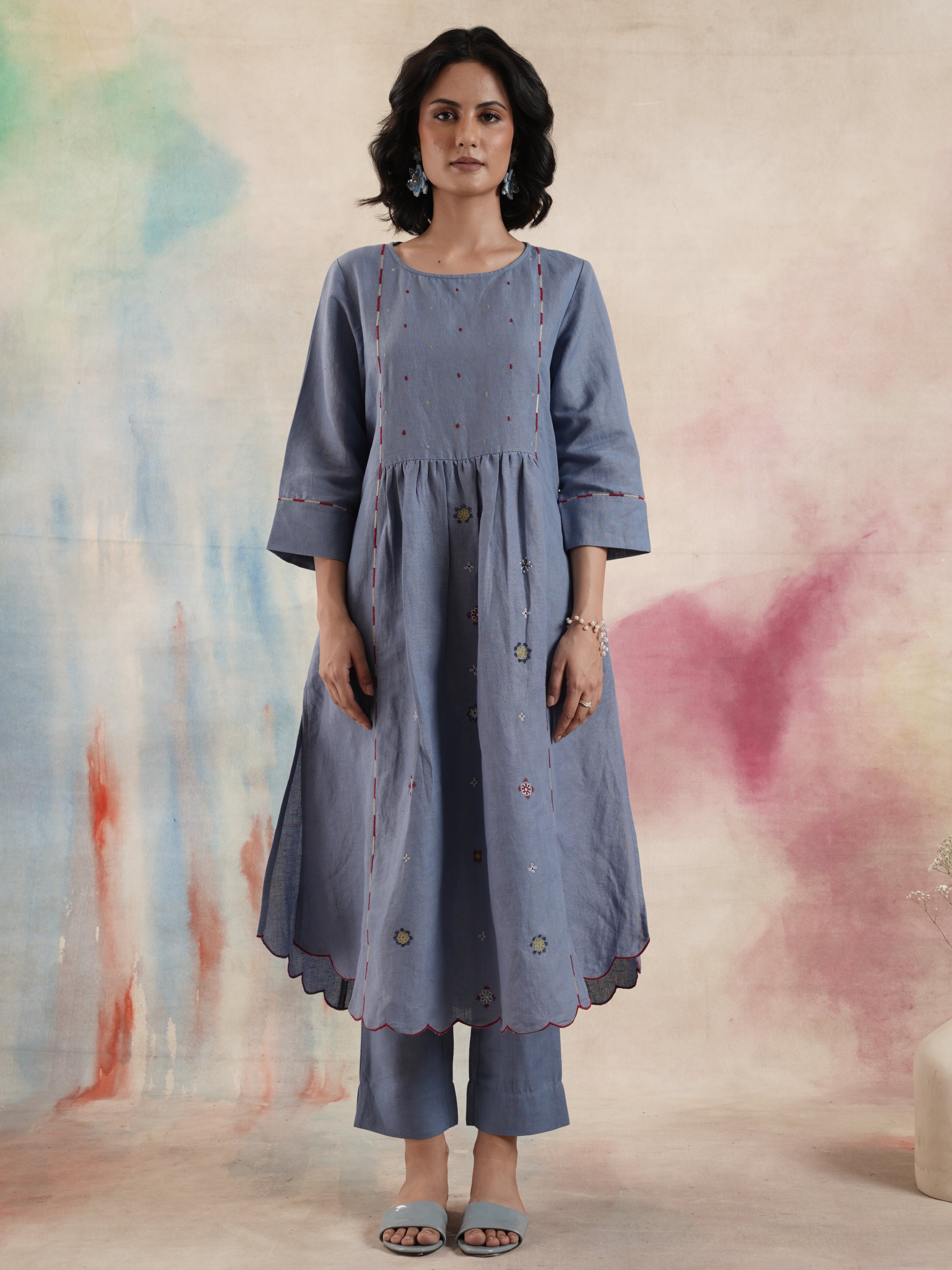 Women's Purple Embroidered Kurta Set