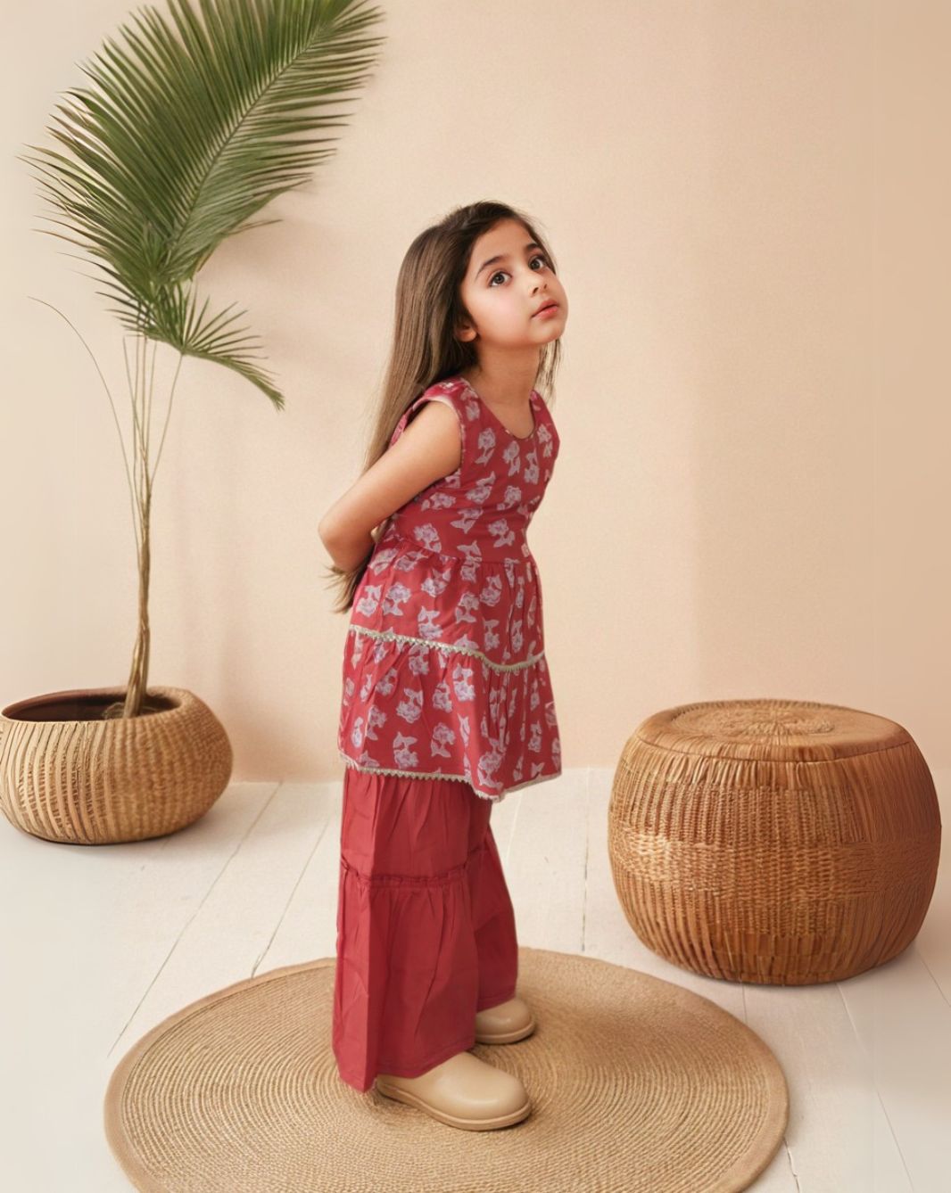 Girl's Red Ethnic Sleeveless Pritned Coord Set