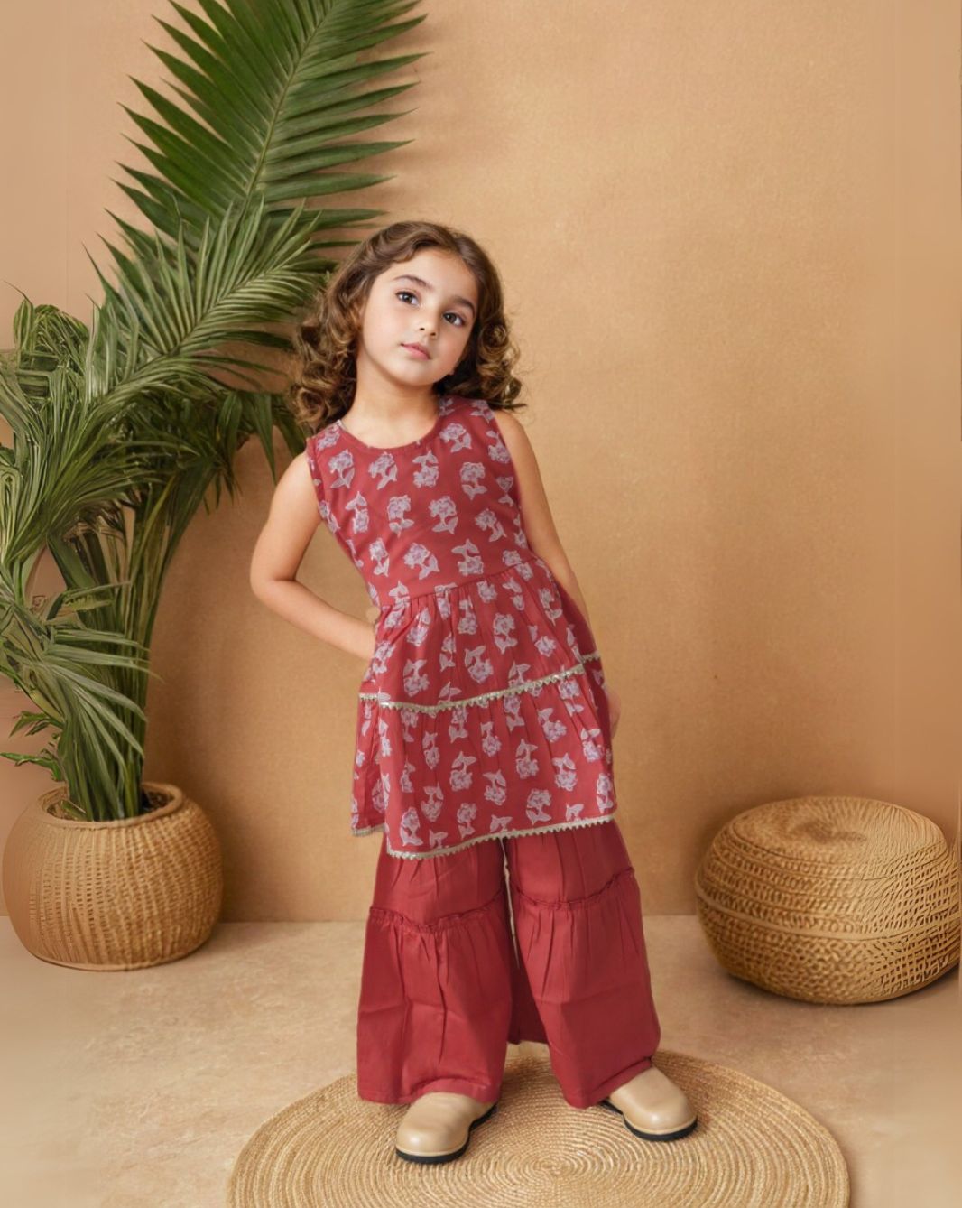 Girl's Red Ethnic Sleeveless Pritned Coord Set