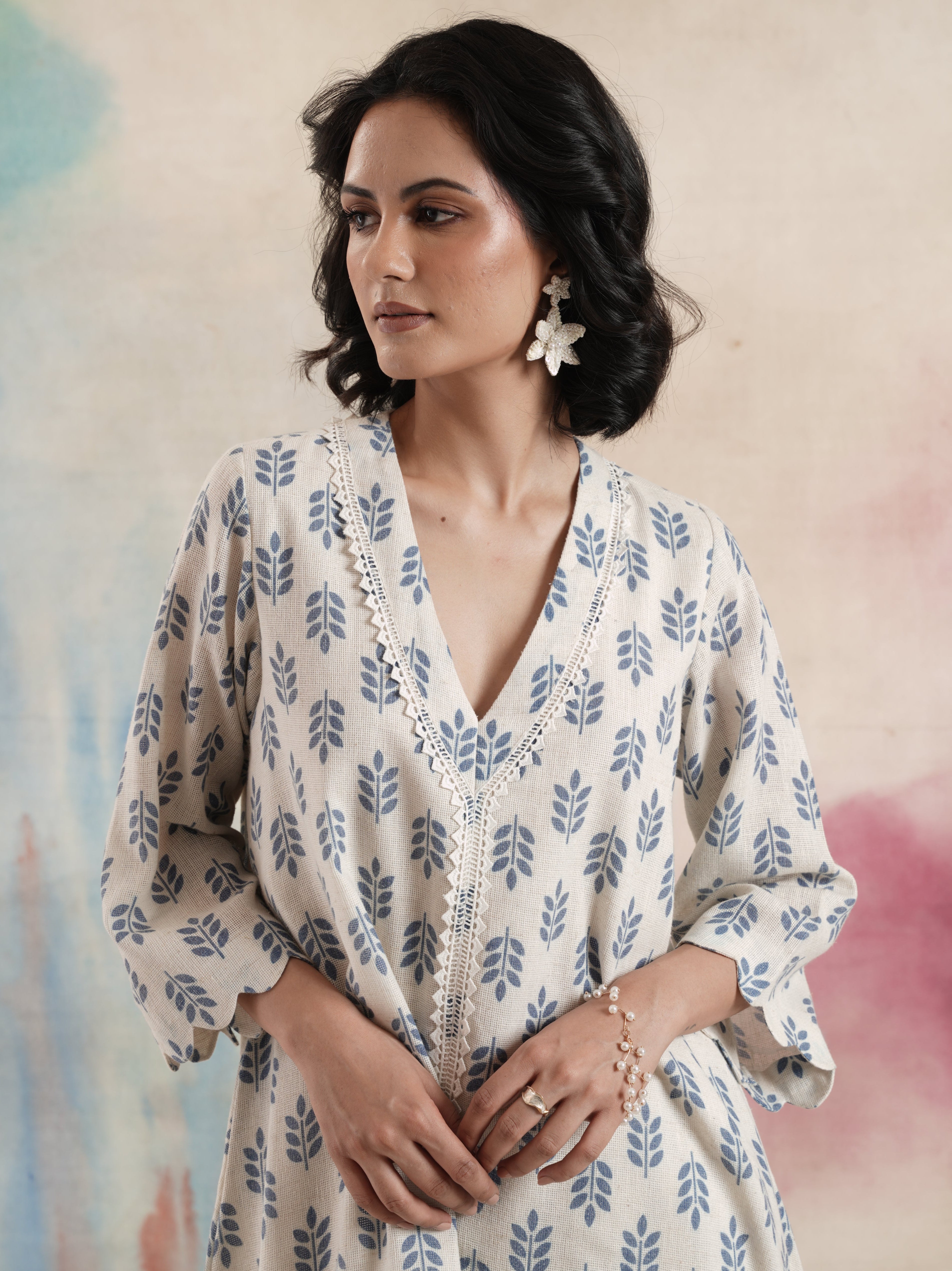 Women's White Printed Kurta Set with 3/4th Sleeves