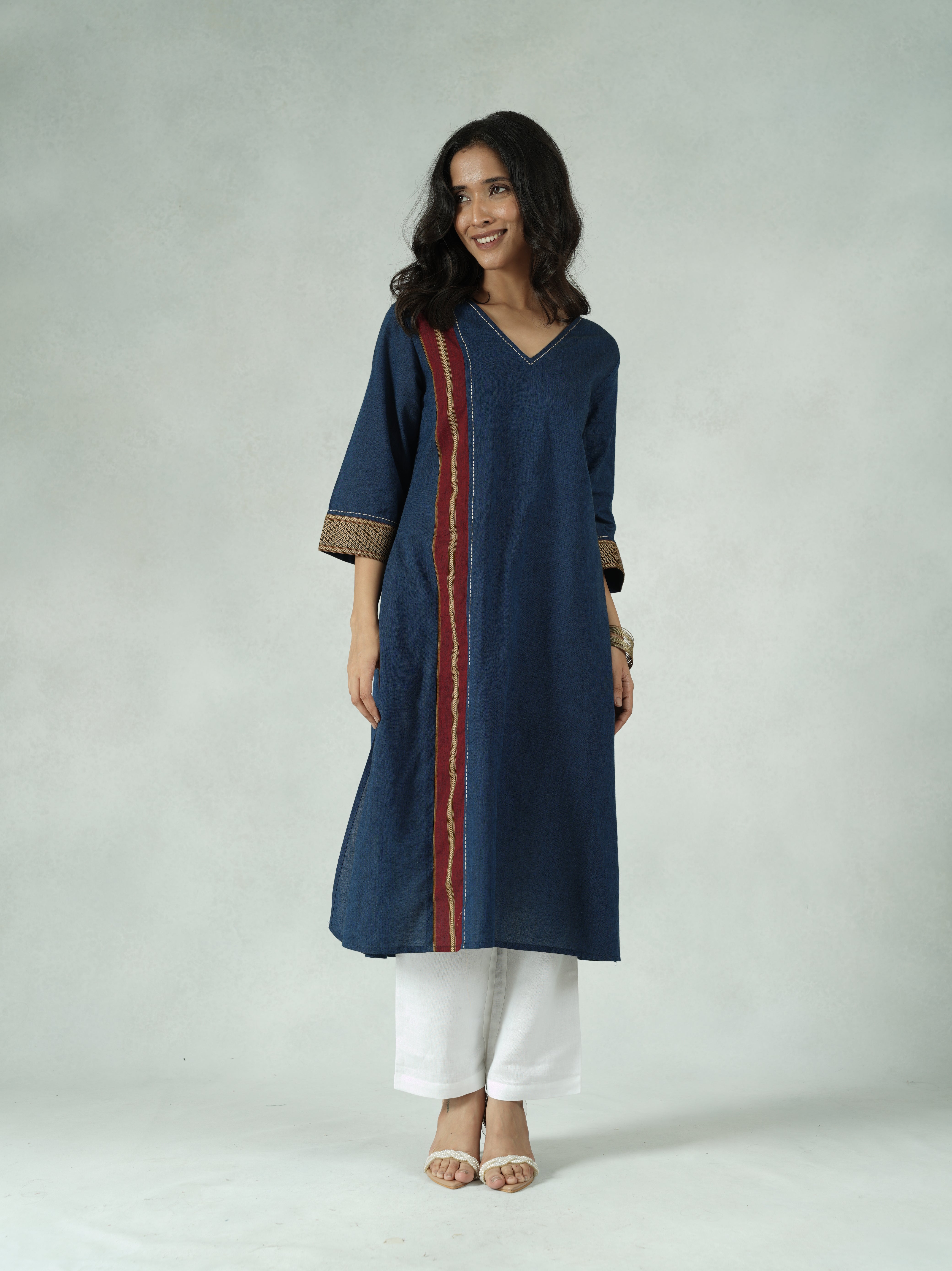 Women's Blue Colour Block Kurta