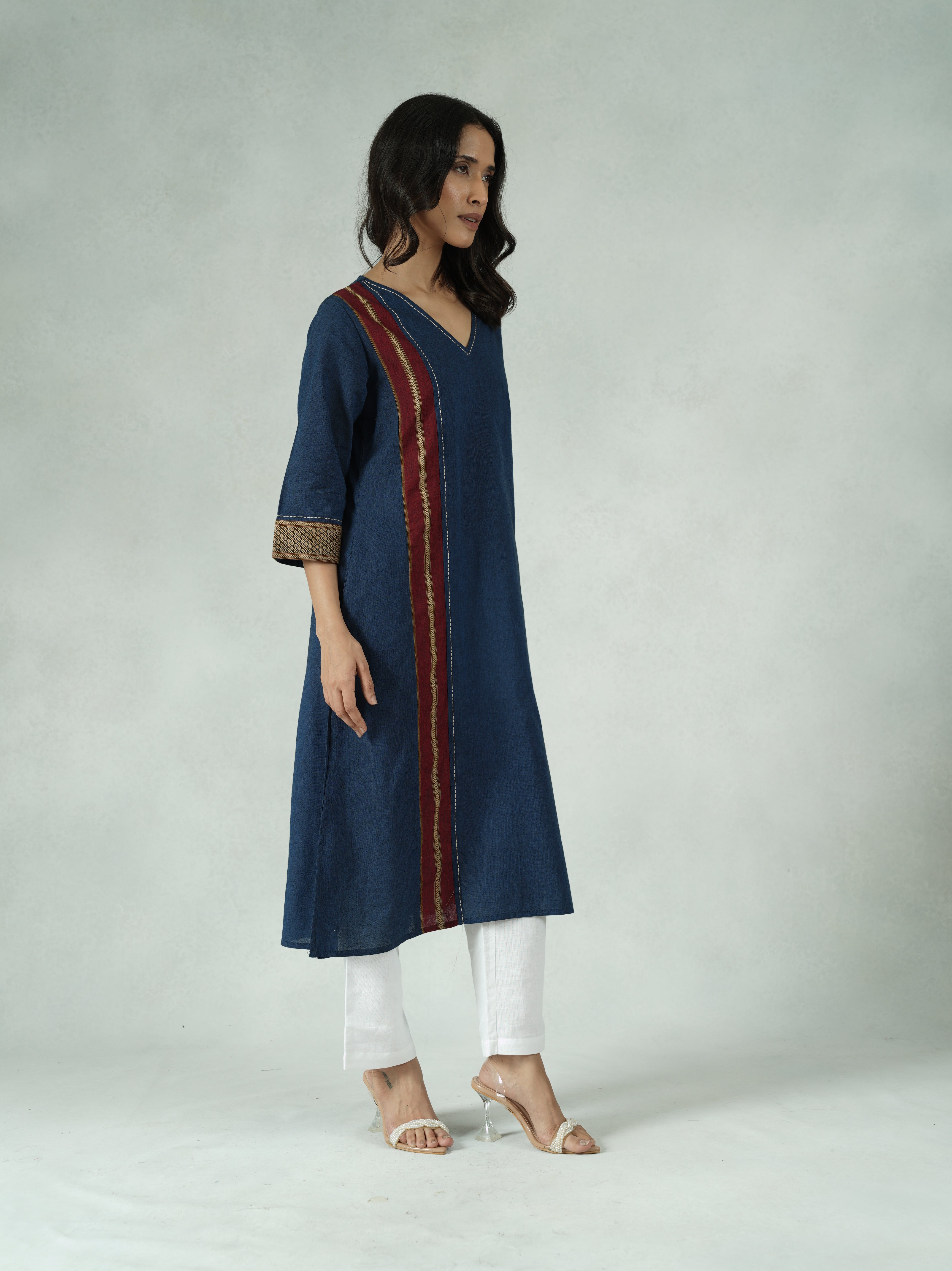 Women's Blue Colour Block Kurta