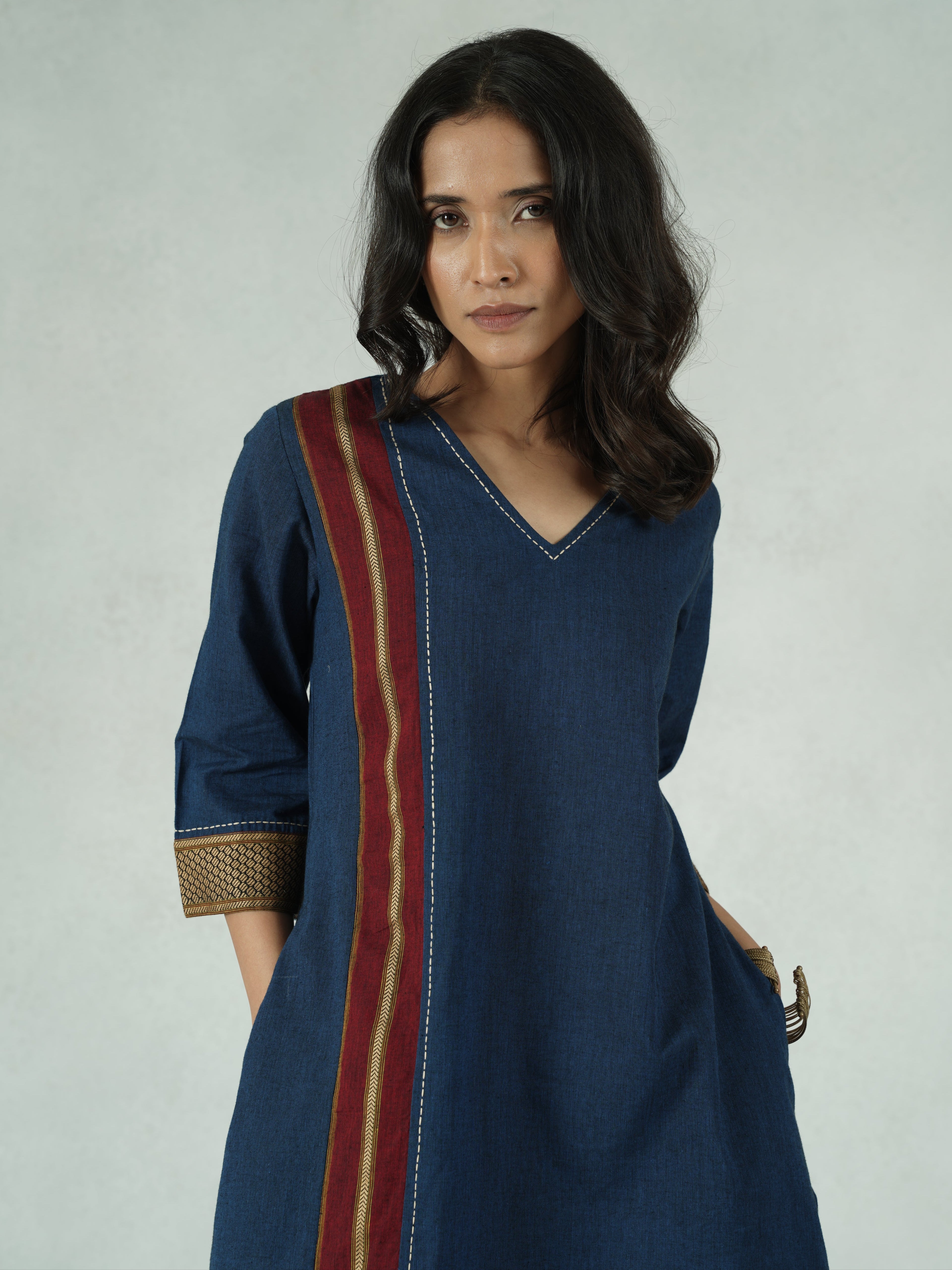 Women's Blue Colour Block Kurta