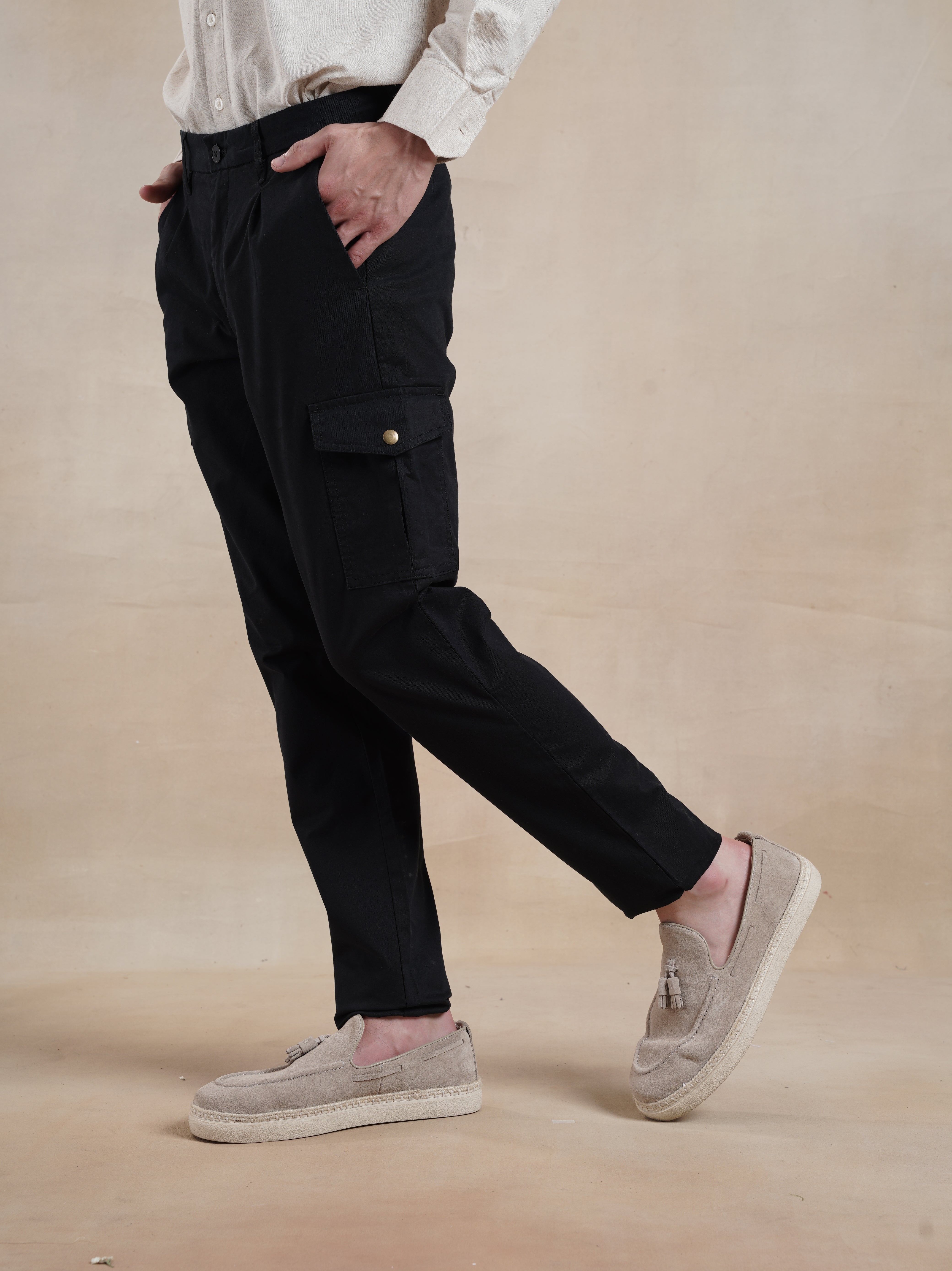 Men's Regular Fit Black Cargos
