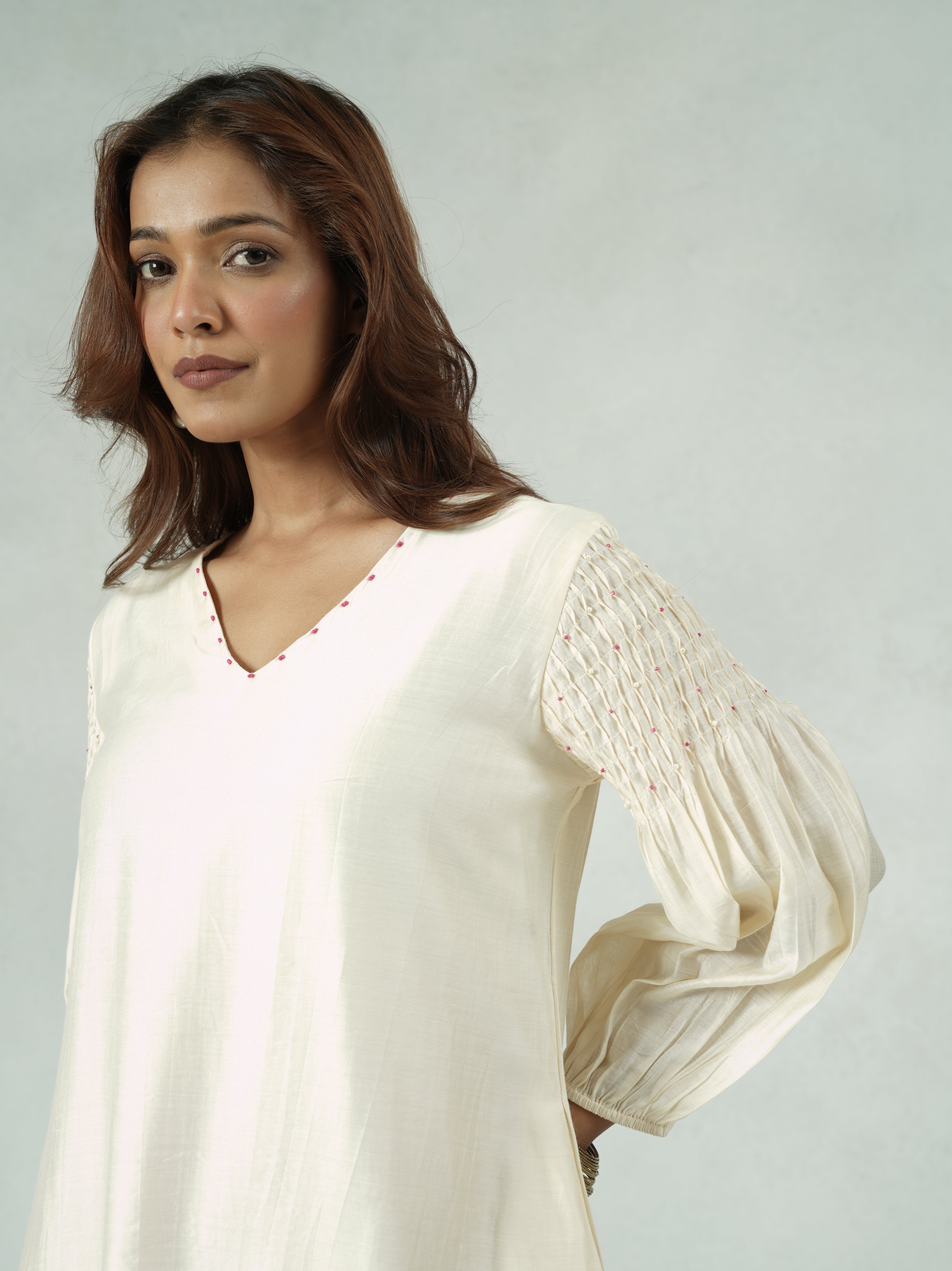 Off-White Chanderi Hand-Embroidered Kurta