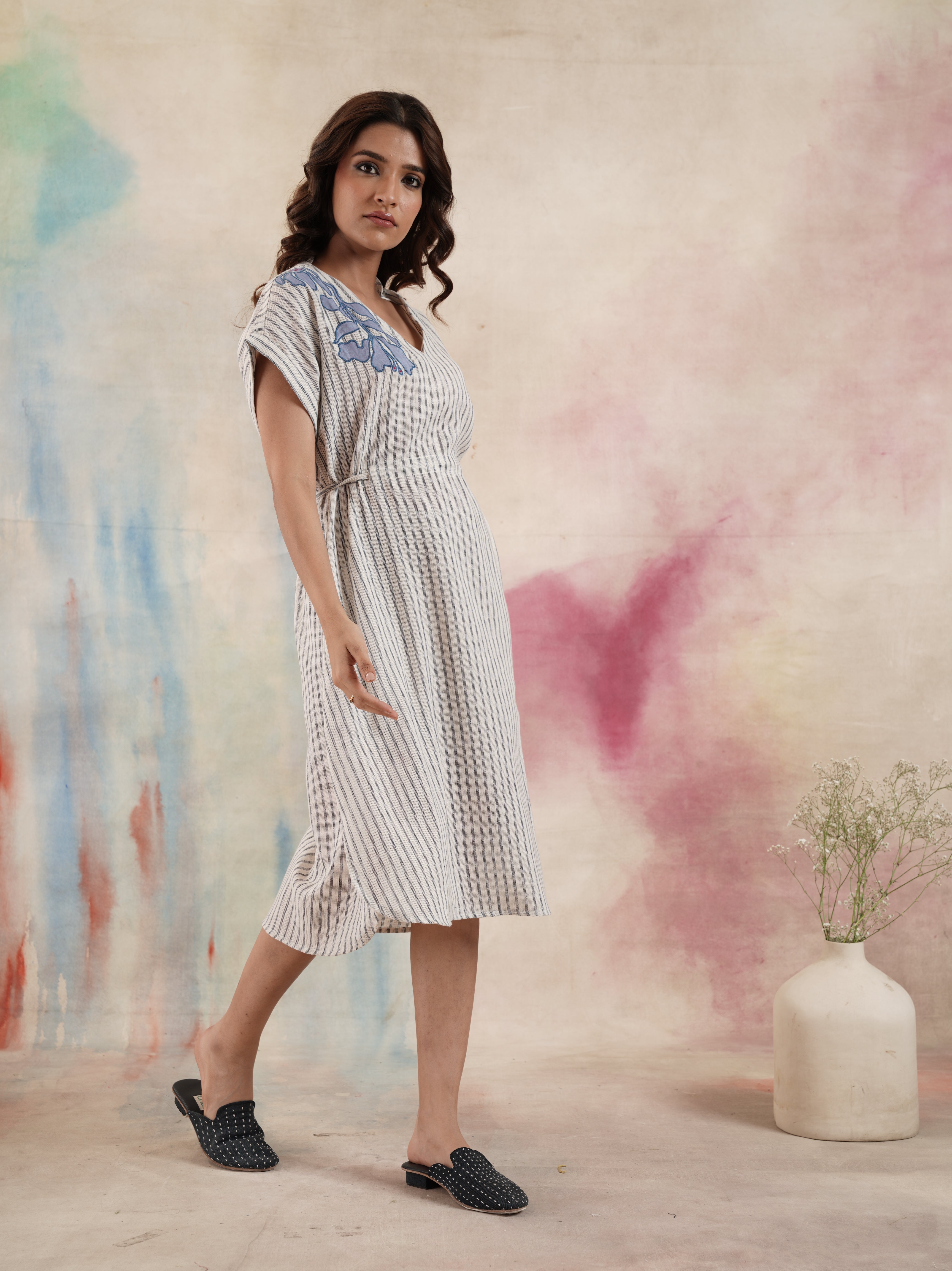 Women's Appliqued Kaftan Dress