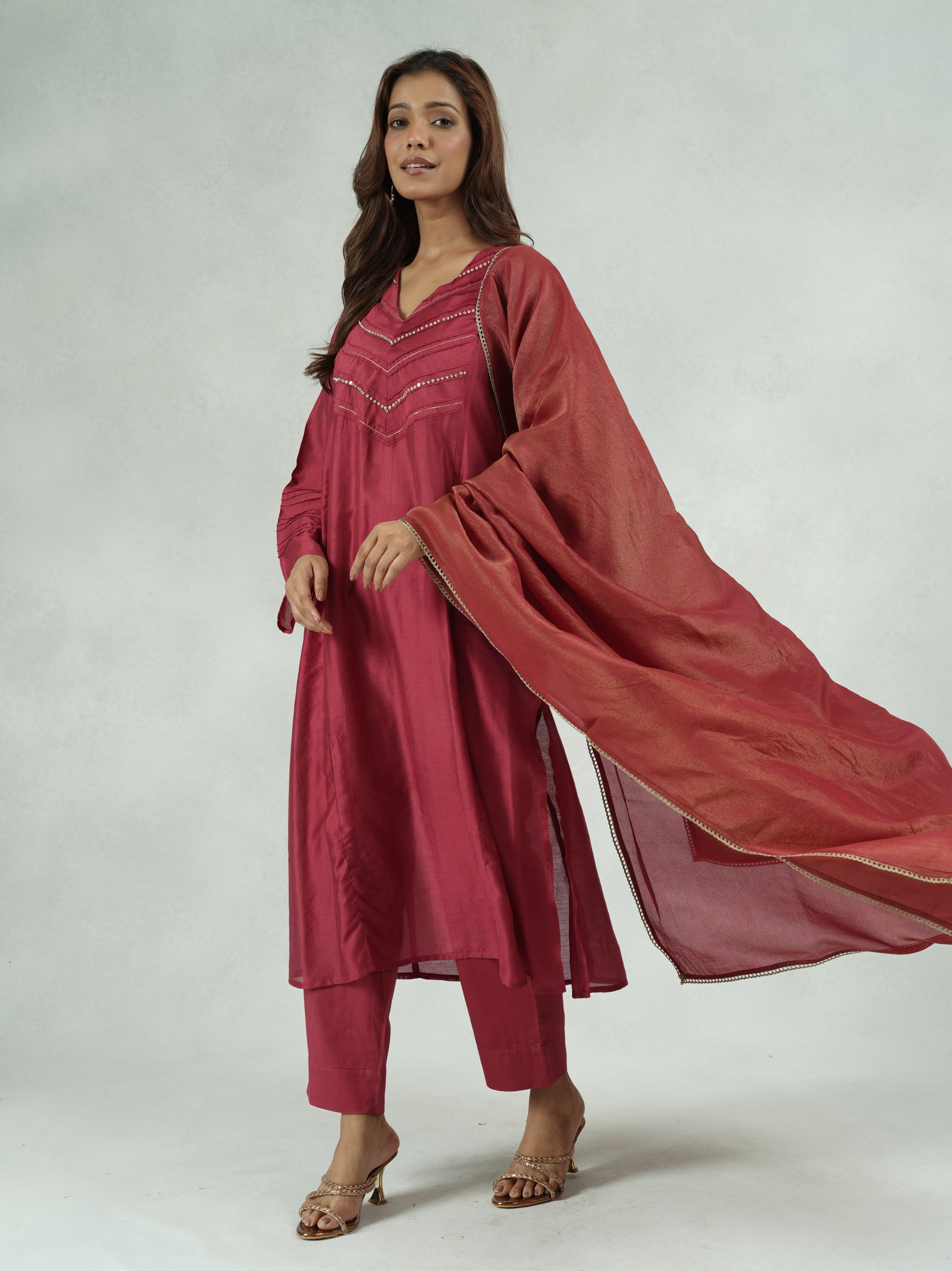 Embroidered V-Neck Kurta Set with Dupatta – Jyoti