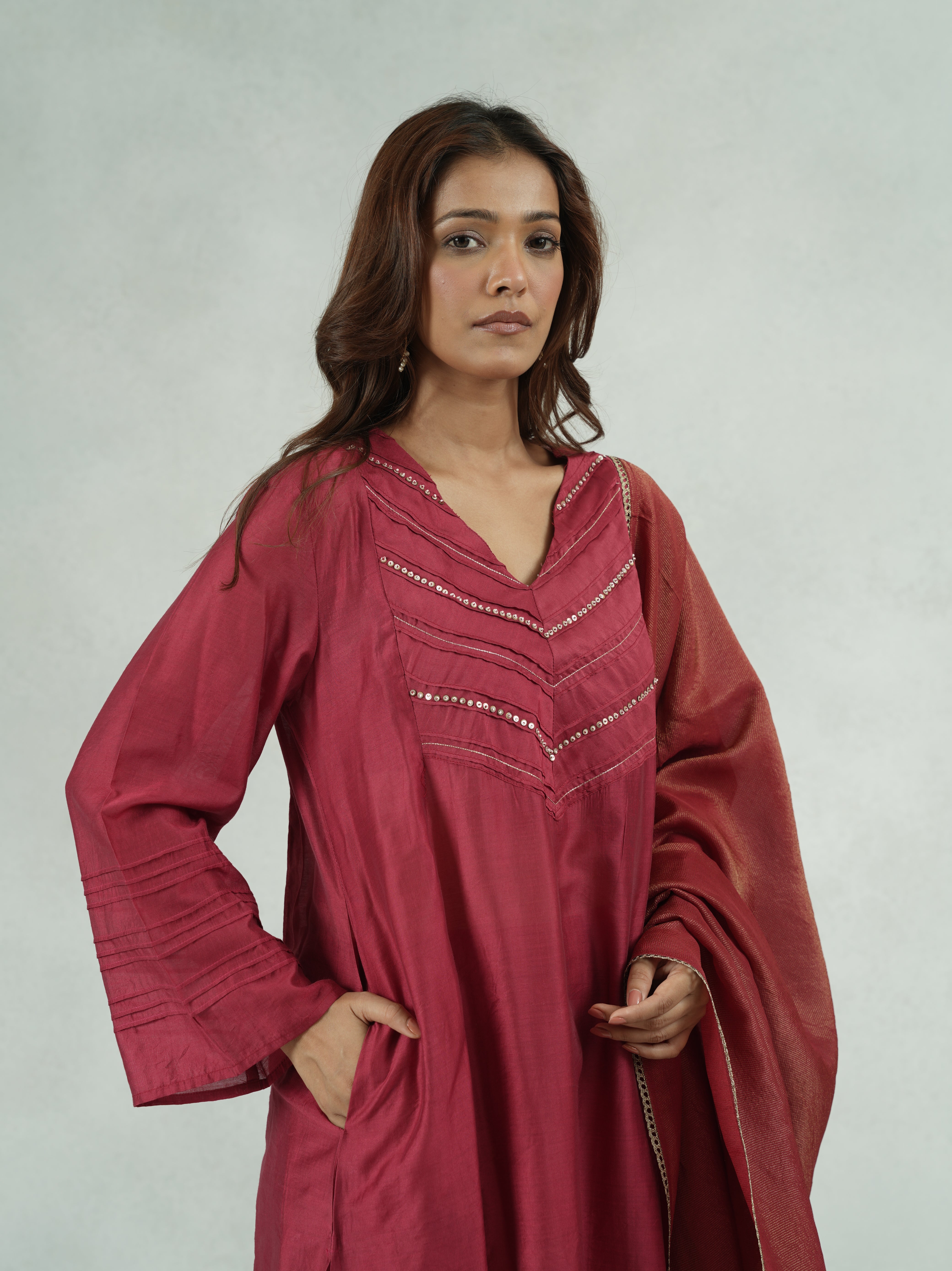 Embroidered V-Neck Kurta Set with Dupatta – Jyoti