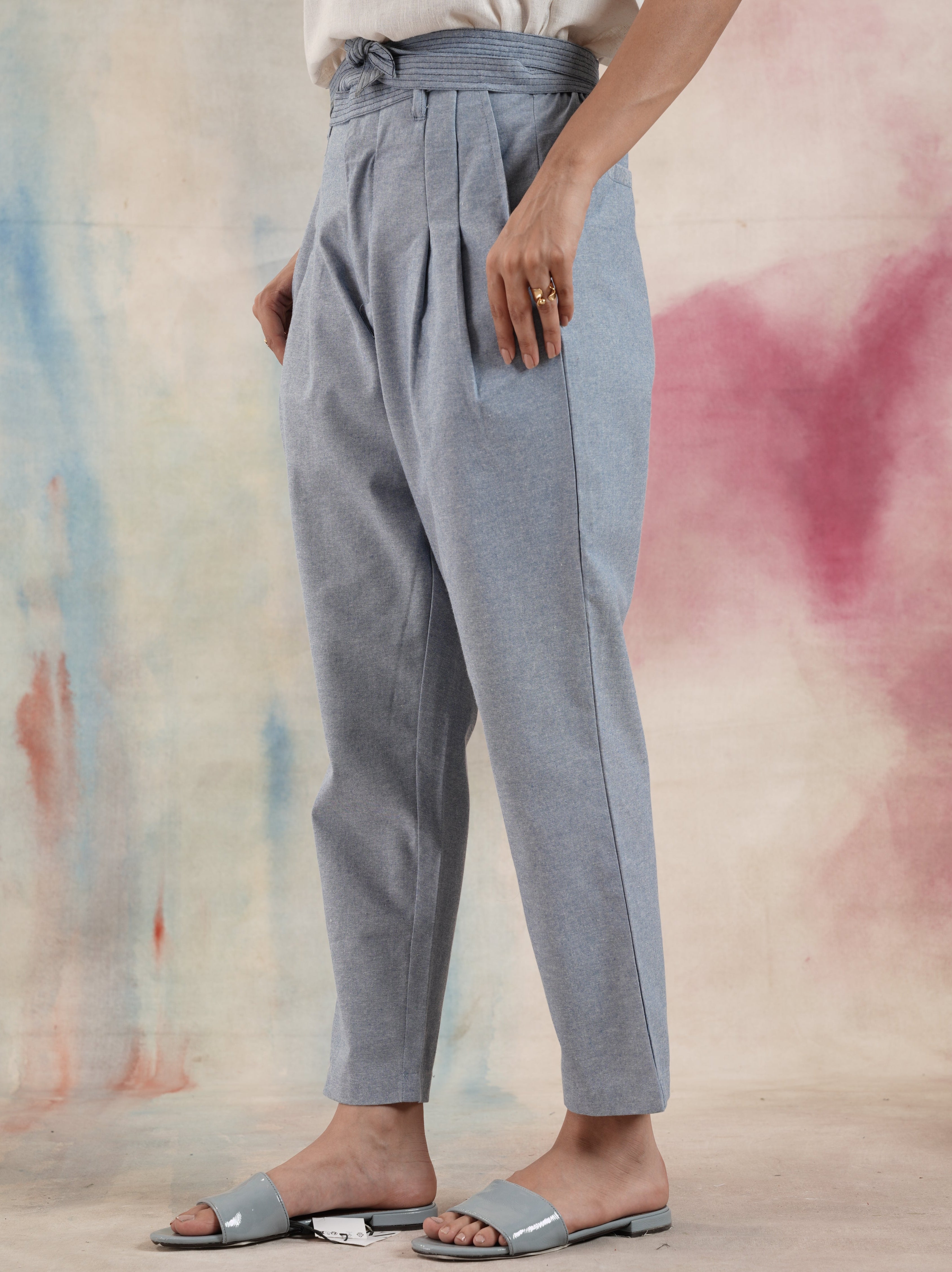 Women's Blue Chambray Pleated Pants